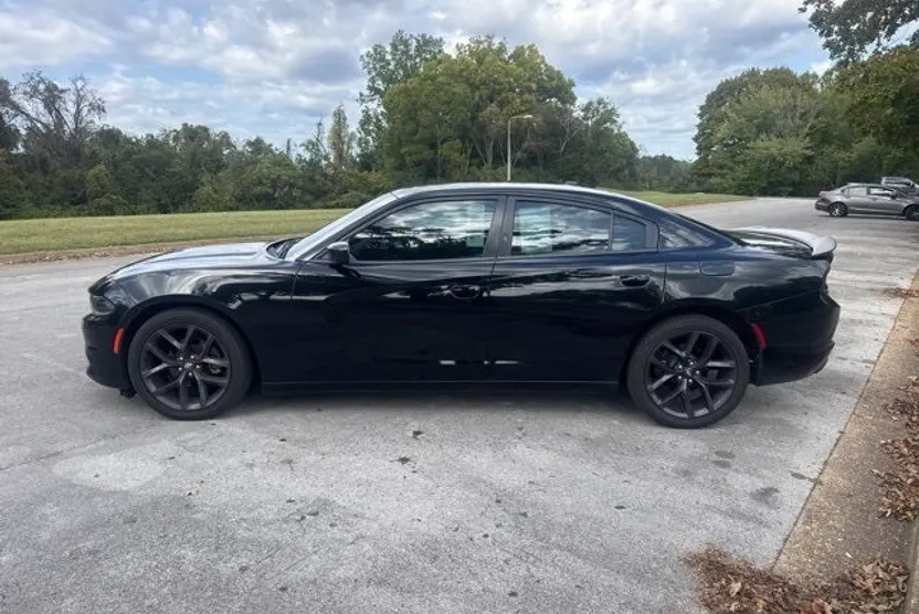 2020 Dodge Charger SXT photo 1