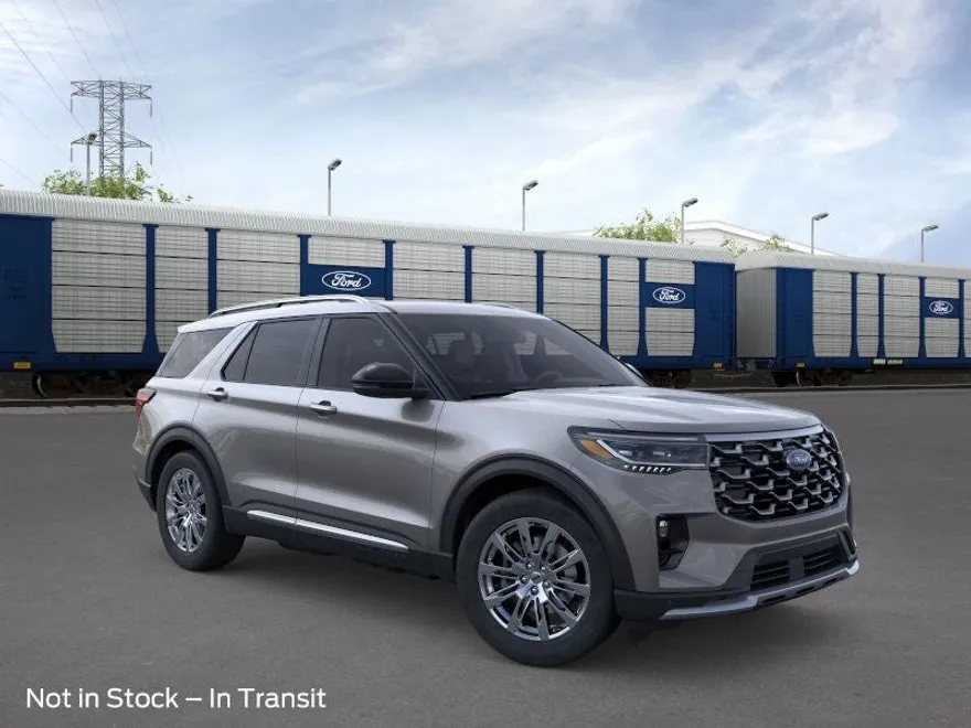 2025 Ford Explorer Platinum photo 1
