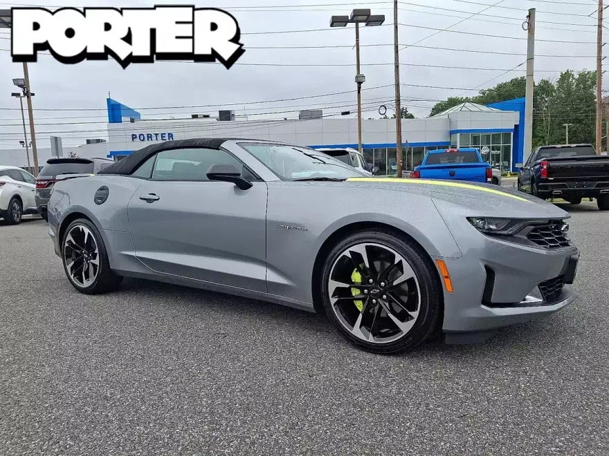 2023 Chevrolet Camaro 3LT photo 1