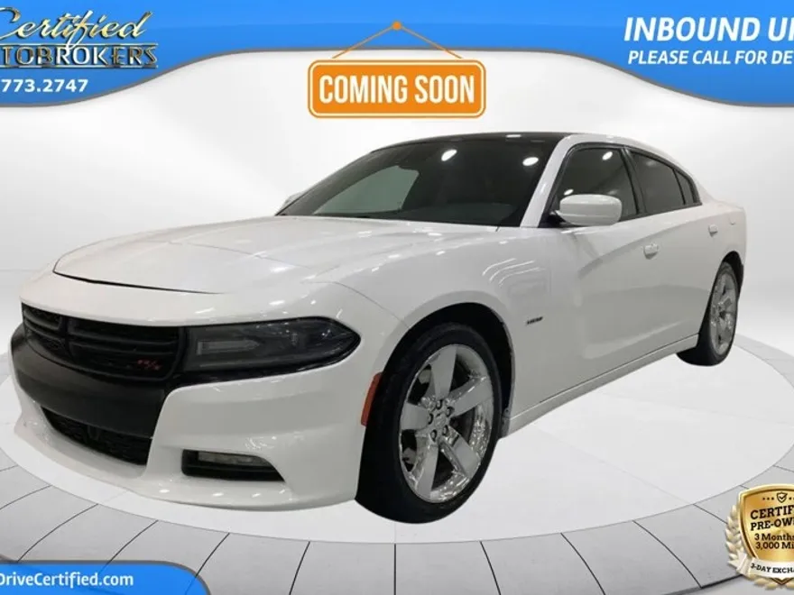 2016 Dodge Charger R/T photo 1