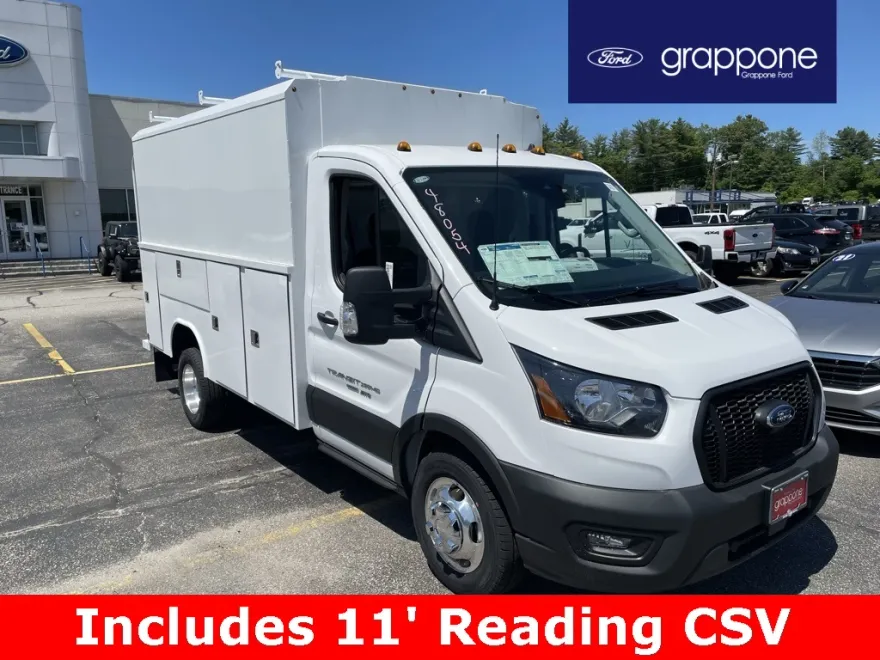 2025 Ford Transit Cutaway photo 1