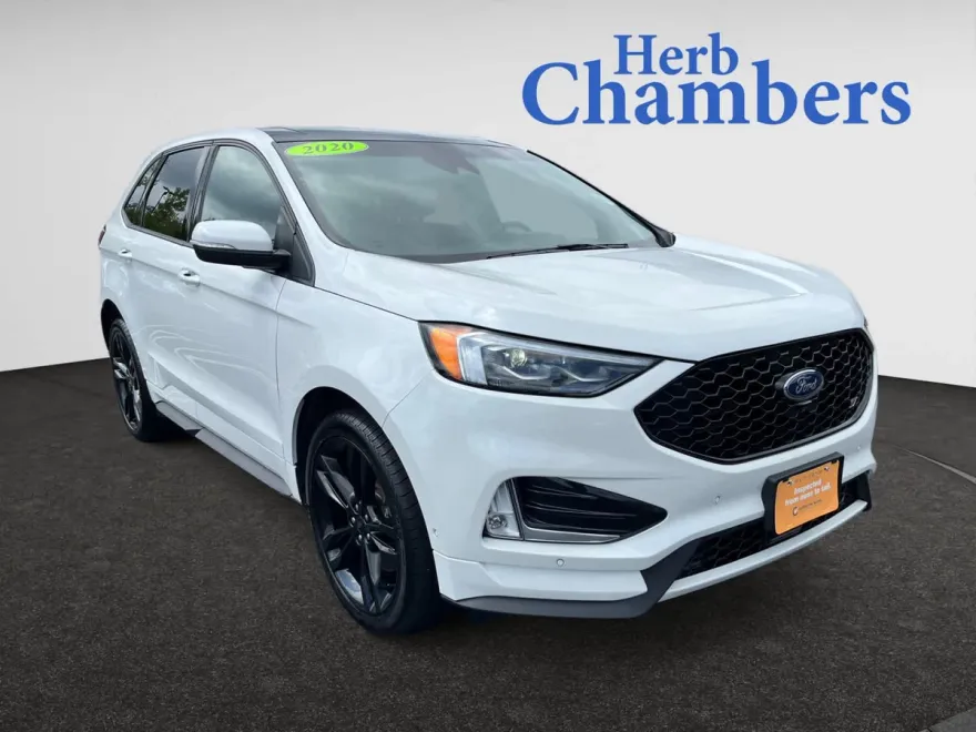 2020 Ford Edge ST photo 1