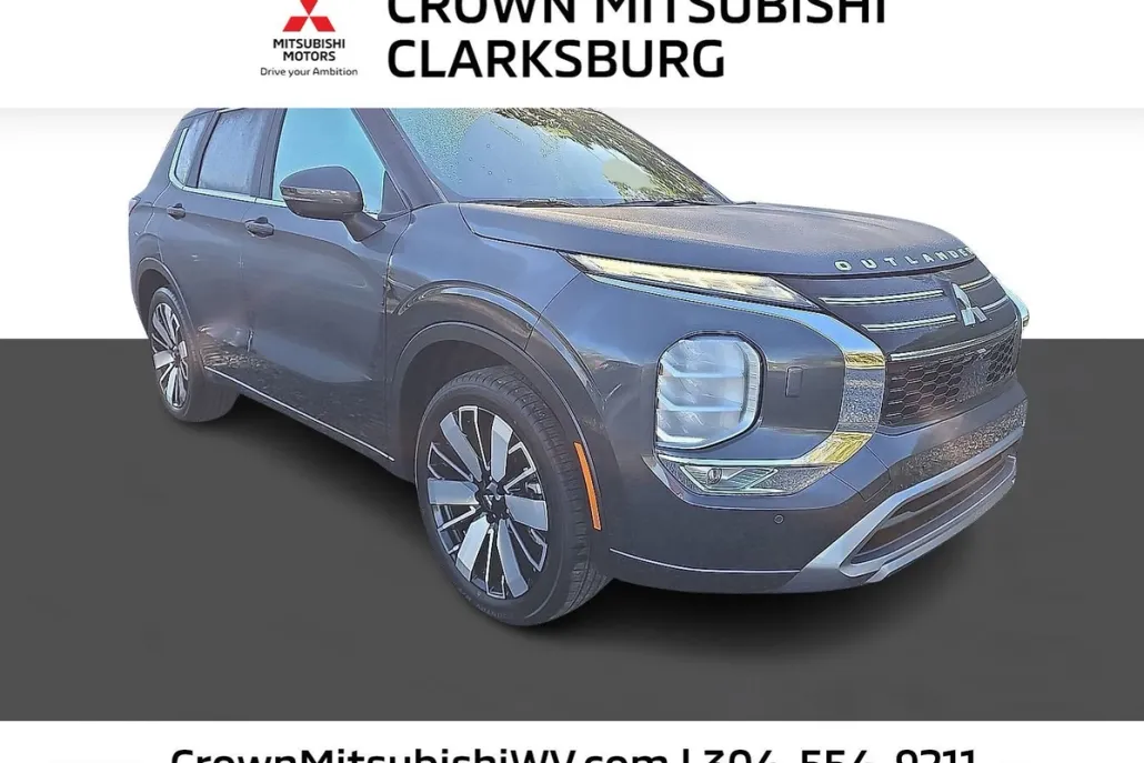 2025 Mitsubishi Outlander SEL photo 1