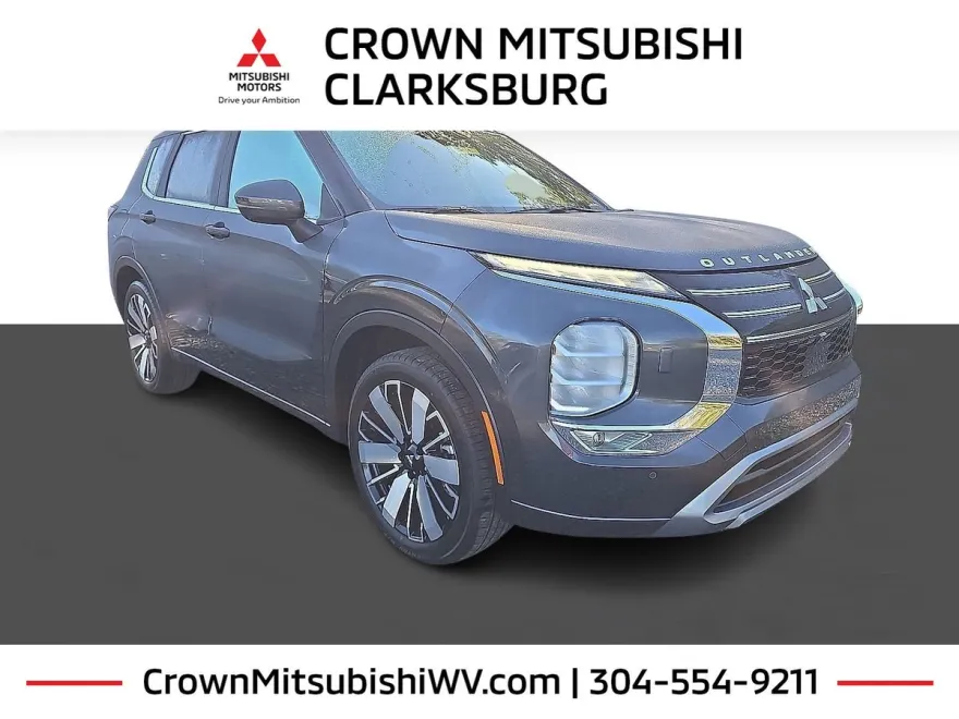 2025 Mitsubishi Outlander SEL photo 1