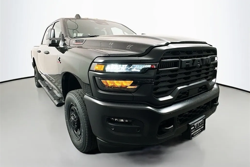 2025 Ram 2500 Tradesman photo 1