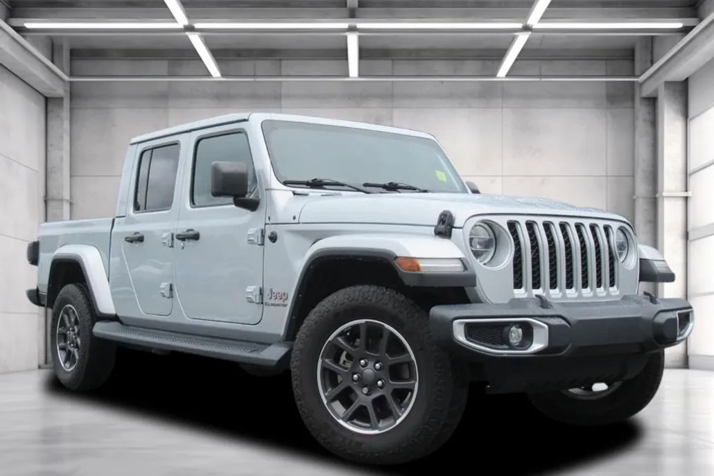 2022 Jeep Gladiator Overland photo 1