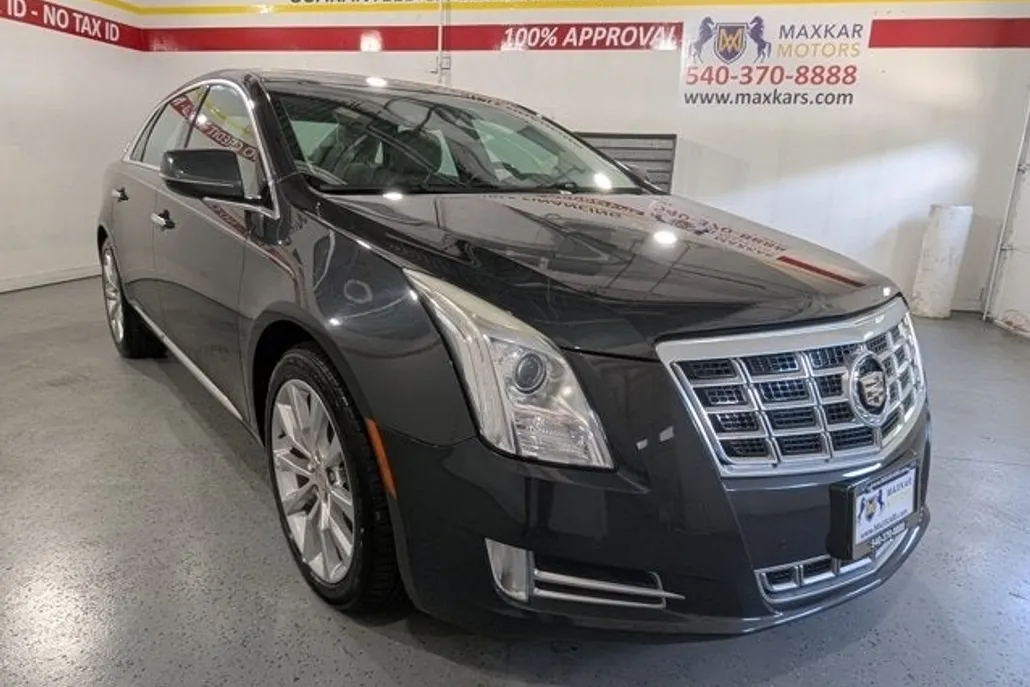 2015 Cadillac XTS Luxury photo 1
