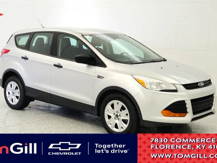 2015 Ford Escape S photo 1