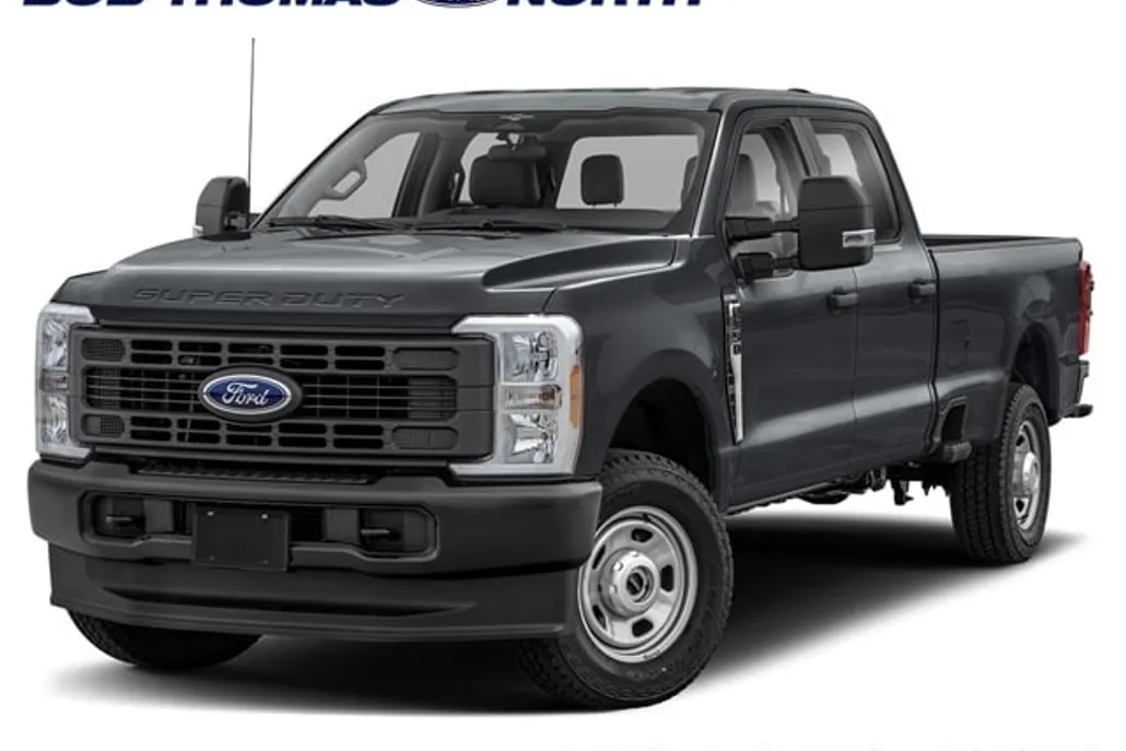 2026 Ford F-350 Lariat photo 1