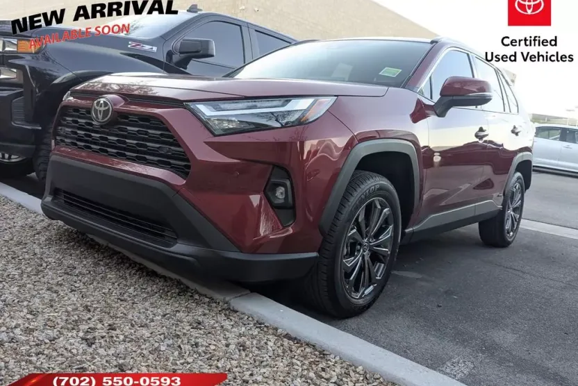 2025 Toyota RAV4 Hybrid XLE Premium photo 1