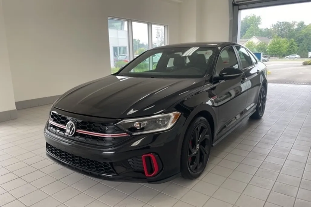 2024 Volkswagen Jetta GLI 2.0T Autobahn photo 1