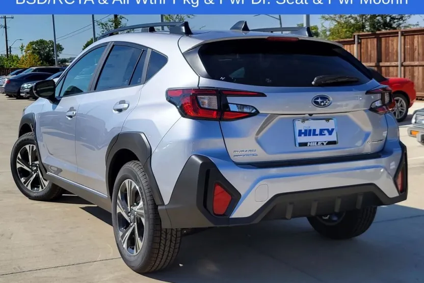 2025 Subaru Crosstrek Premium photo 1