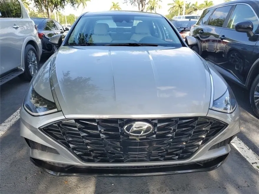 2023 Hyundai Sonata SEL photo 1