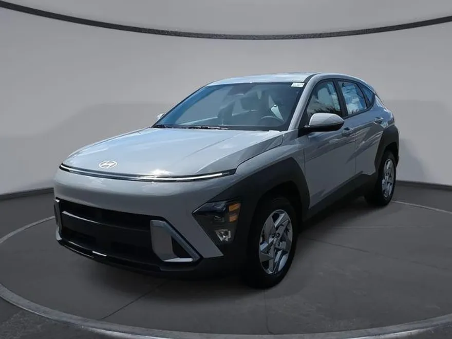 2026 Hyundai Kona SE photo 1