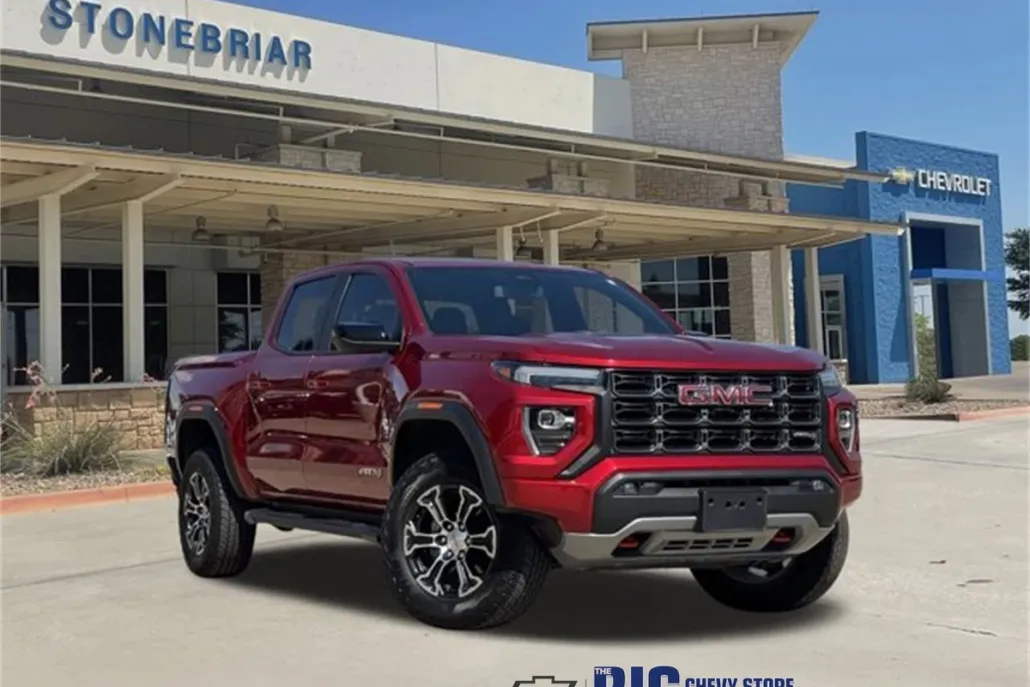 2024 Gmc Canyon AT4 photo 1