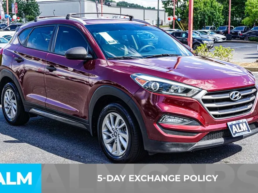 2016 Hyundai Tucson SE photo 1
