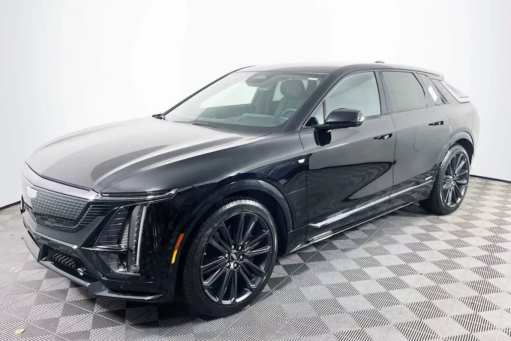 2026 Cadillac Lyriq photo 1