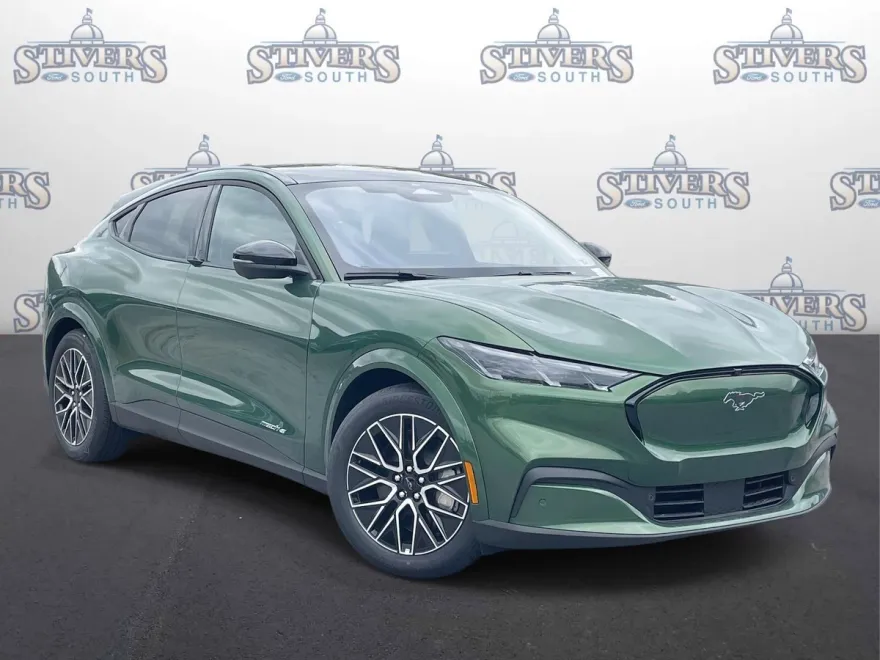 2025 Ford Mustang Mach-E Premium photo 1