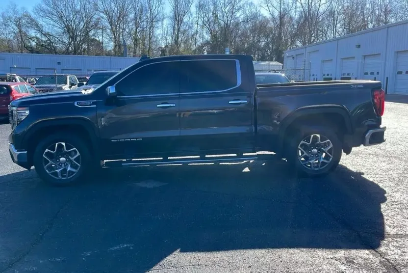 2022 Gmc Sierra 1500 SLT photo 1