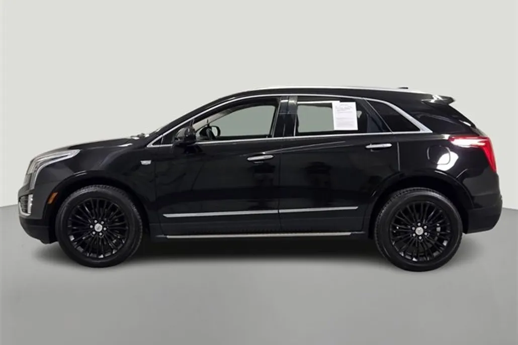 2017 Cadillac XT5 Premium Luxury photo 1