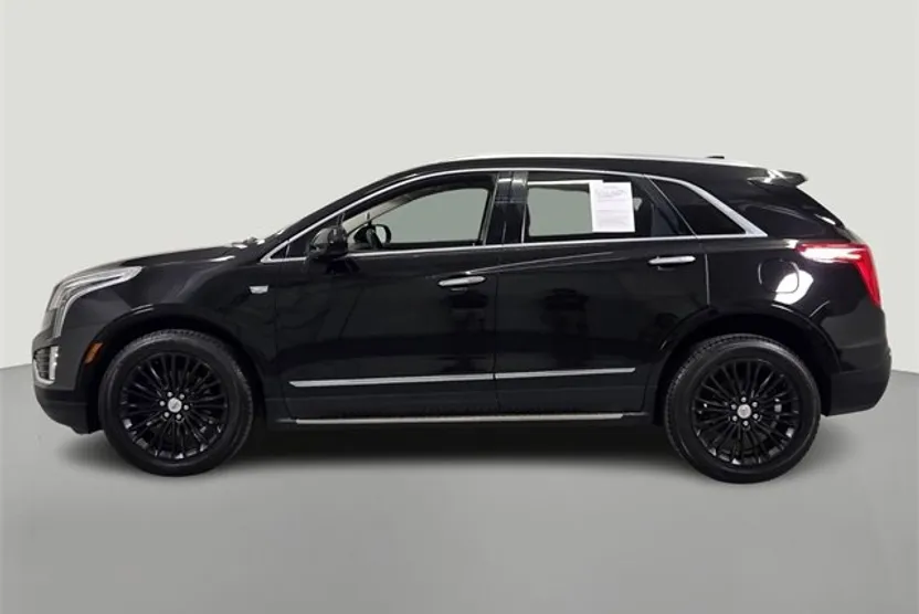 2017 Cadillac XT5 Premium Luxury photo 1