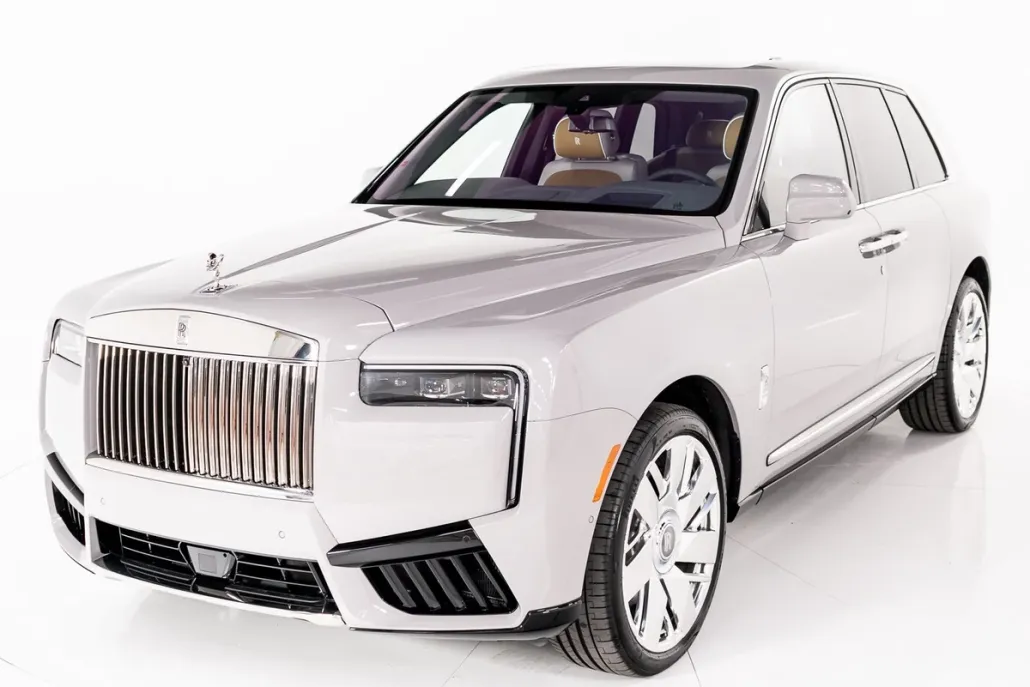 2025 Rolls Royce Cullinan RR photo 1