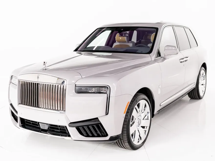 2025 Rolls Royce Cullinan RR photo 1