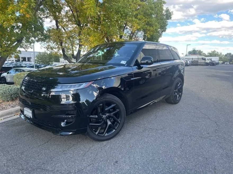 2023 Land Rover Range Rover Sport SE photo 1