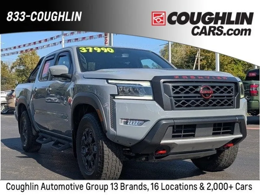 2023 Nissan Frontier PRO-4X photo 1