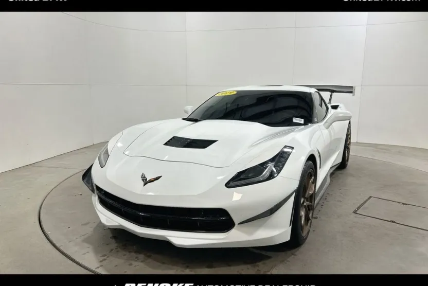 2019 Chevrolet Corvette Stingray 2LT photo 1