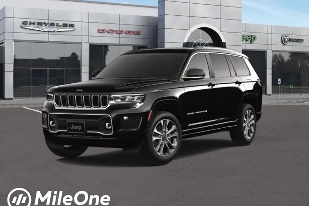 2025 Jeep Grand Cherokee Overland photo 1