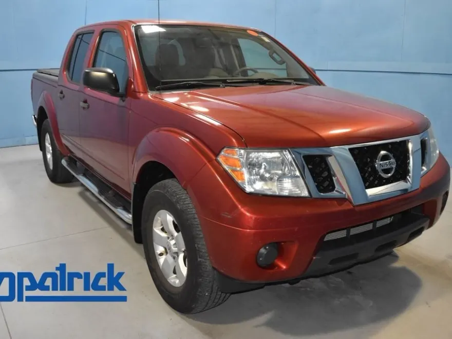 2012 Nissan Frontier SV photo 1