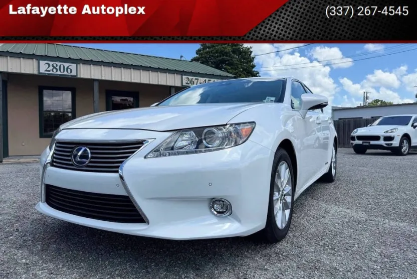2014 Lexus ES 300h Base photo 1