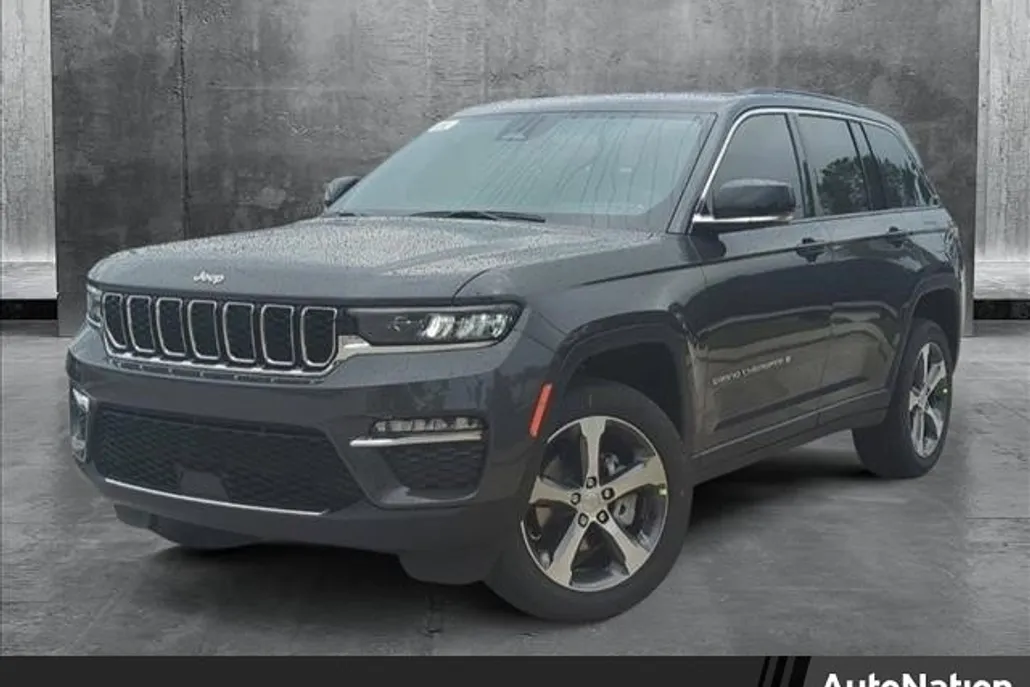 2025 Jeep Grand Cherokee Limited photo 1