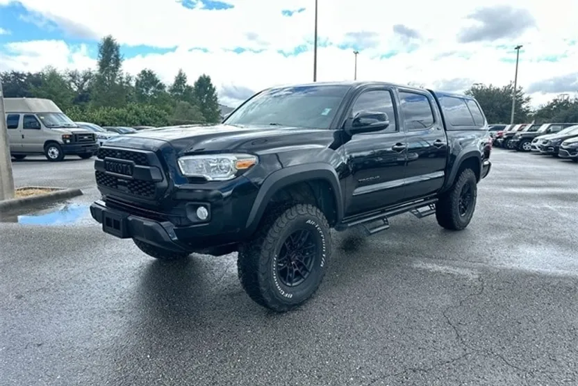 2021 Toyota Tacoma SR5 V6 photo 1