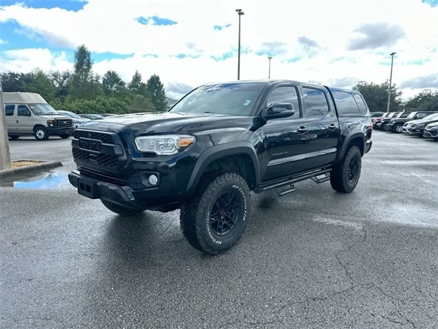 2021 Toyota Tacoma SR5 V6 photo 1
