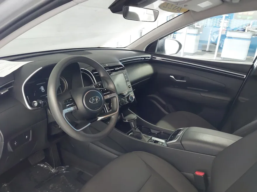 2022 Hyundai Tucson SEL photo 1