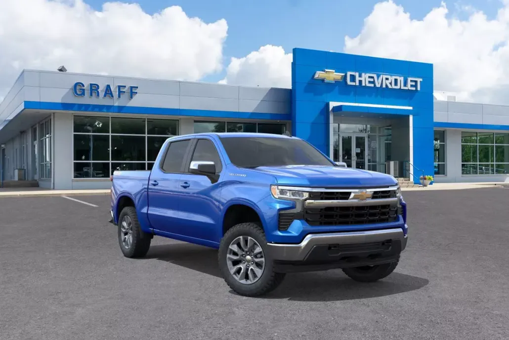 2026 Chevrolet Silverado 1500 LT photo 1