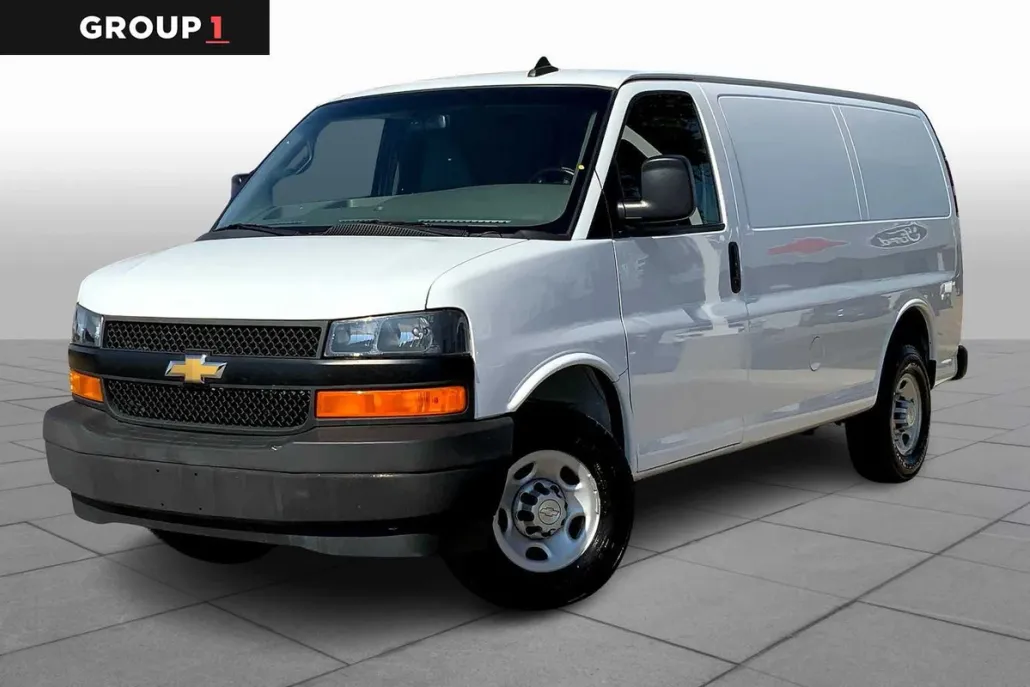 2021 Chevrolet Express 2500 Cargo Van photo 1
