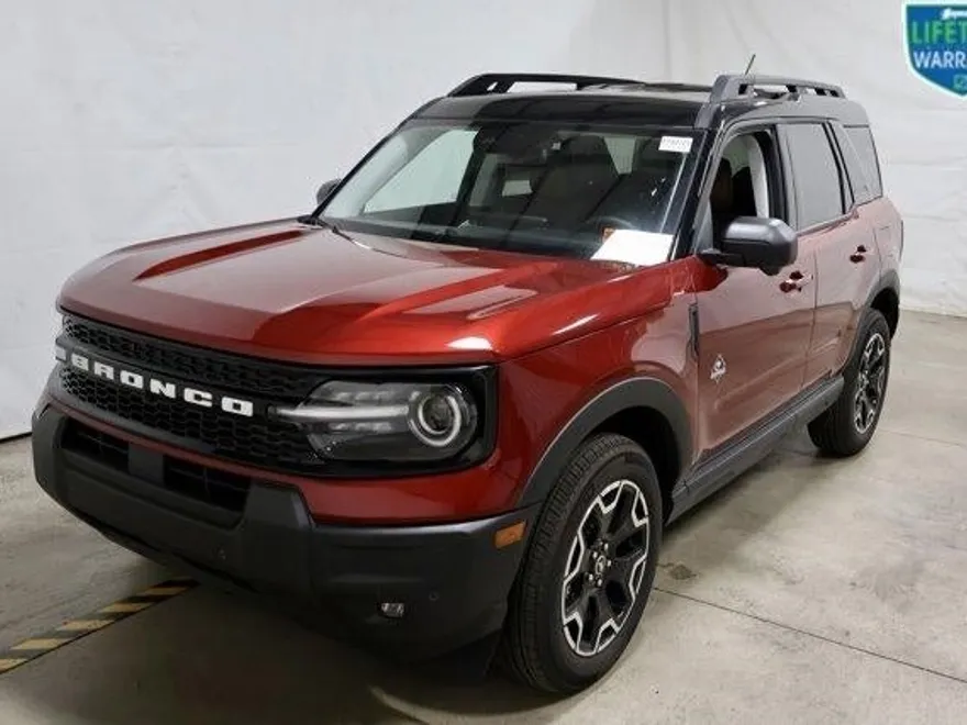 2025 Ford Bronco Sport Outer Banks photo 1