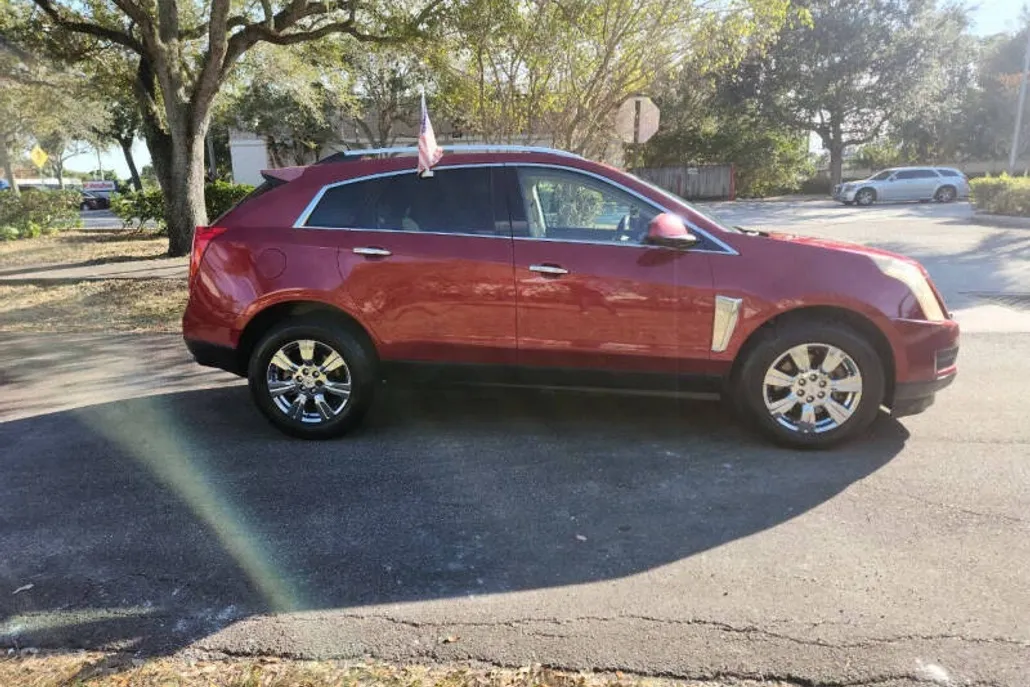 2014 Cadillac SRX Luxury photo 1