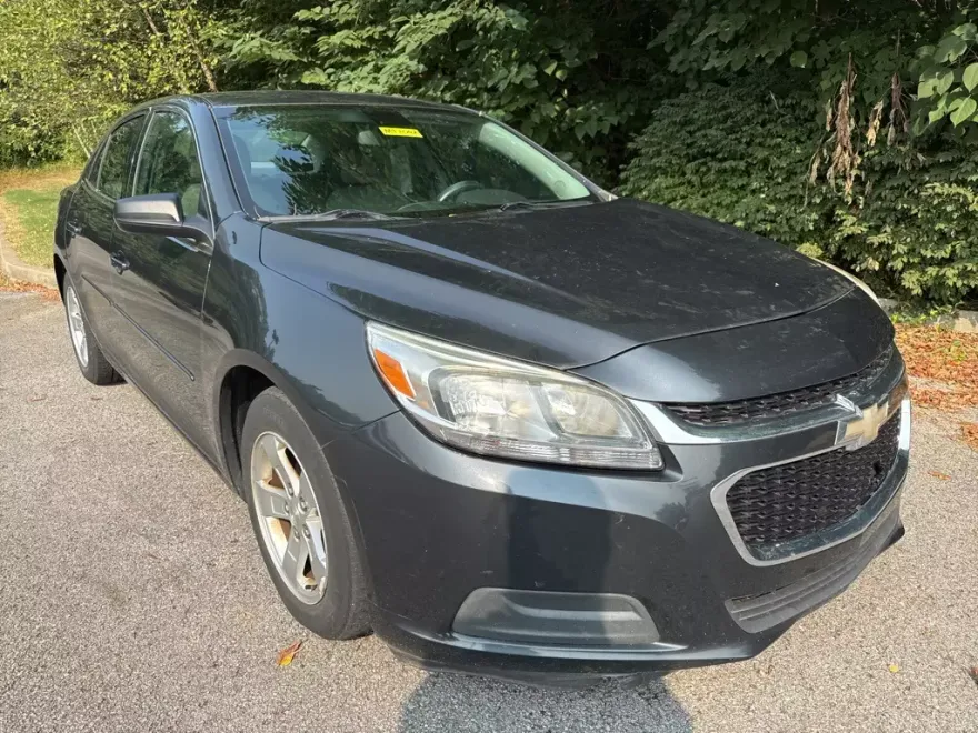 2014 Chevrolet Malibu LS photo 1