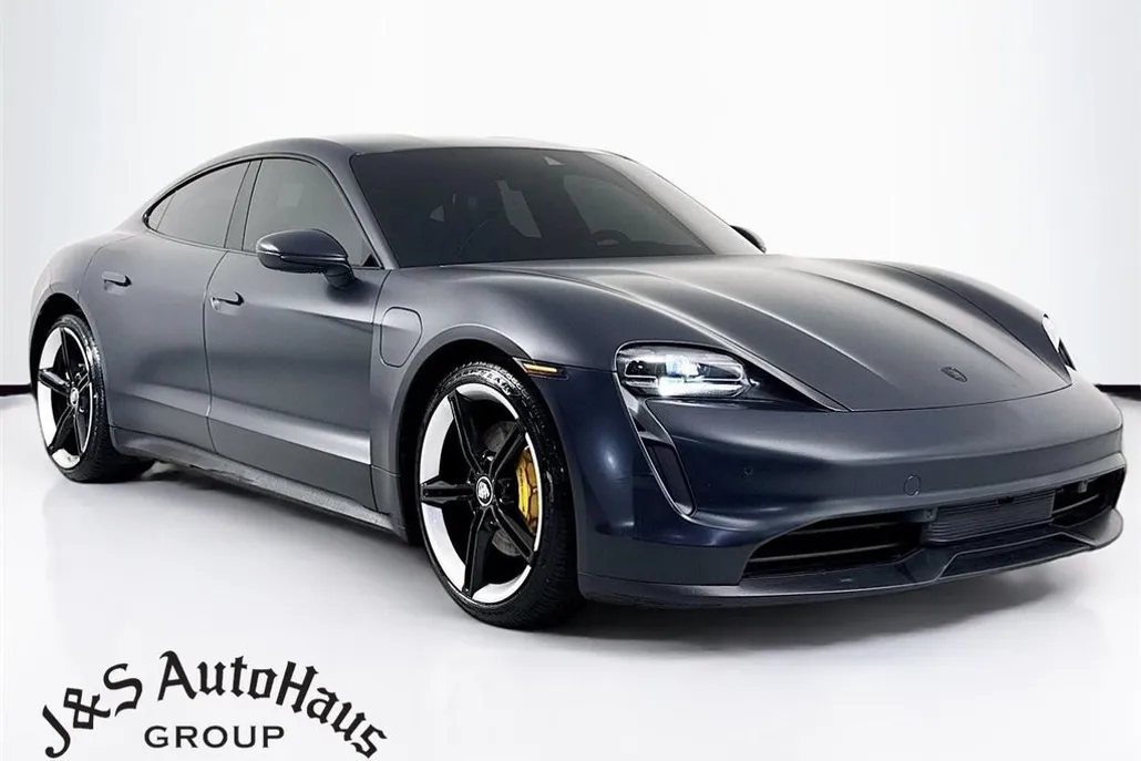 2021 Porsche Taycan Base photo 1