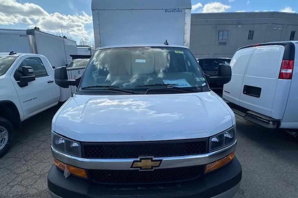 2024 Chevrolet Express 3500 Cutaway Van photo 1