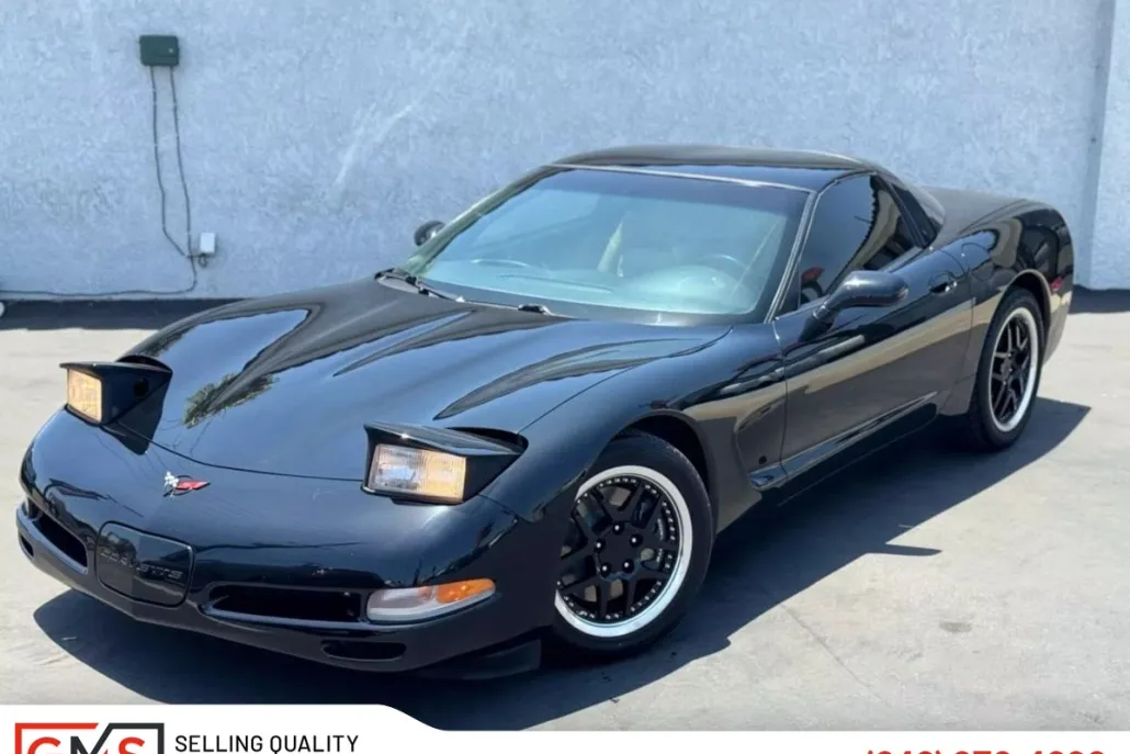 1998 Chevrolet Corvette photo 1