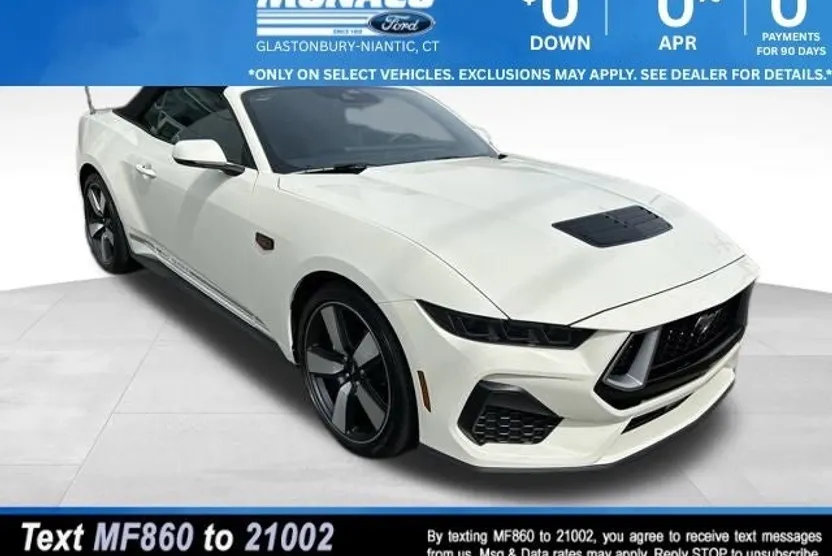 2025 Ford Mustang GT Premium photo 1