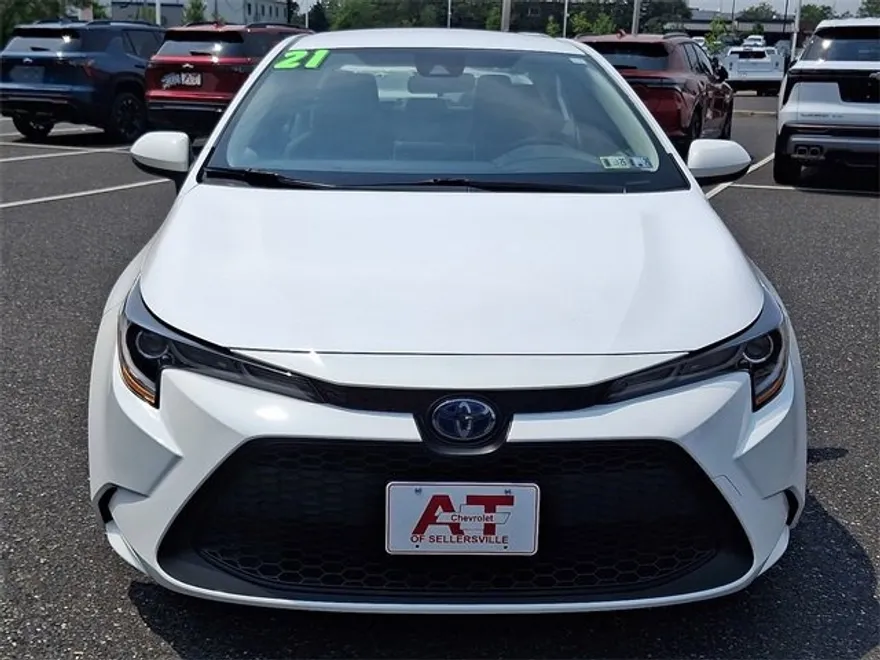 2021 Toyota Corolla Hybrid LE photo 1