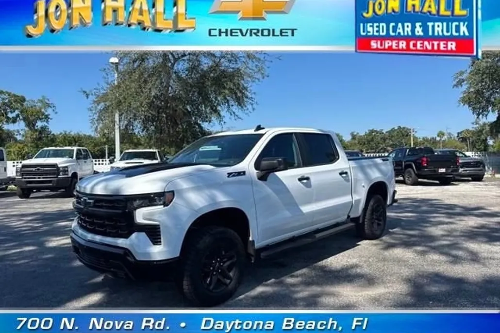 2024 Chevrolet Silverado 1500 LT Trail Boss photo 1