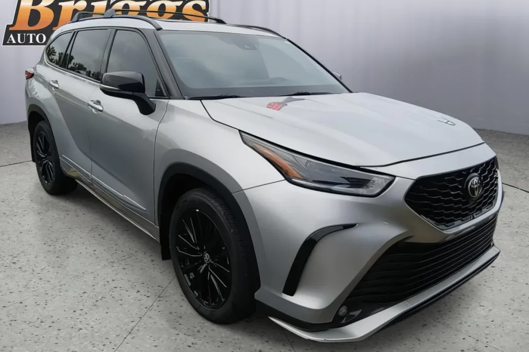 2022 Toyota Highlander XSE photo 1