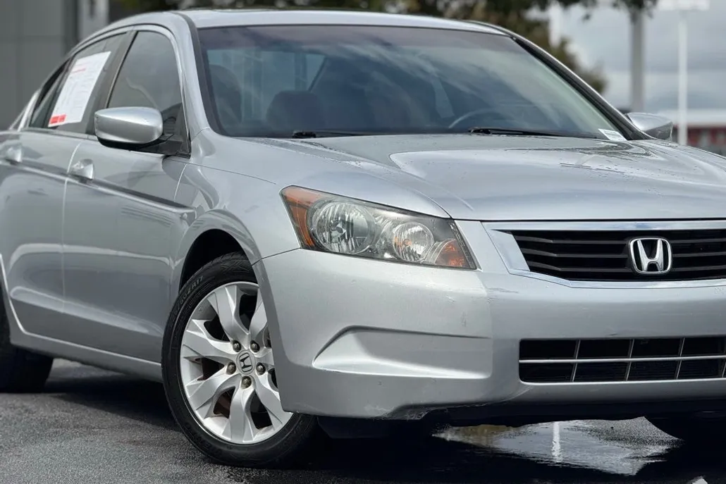 2010 Honda Accord EX-L photo 1